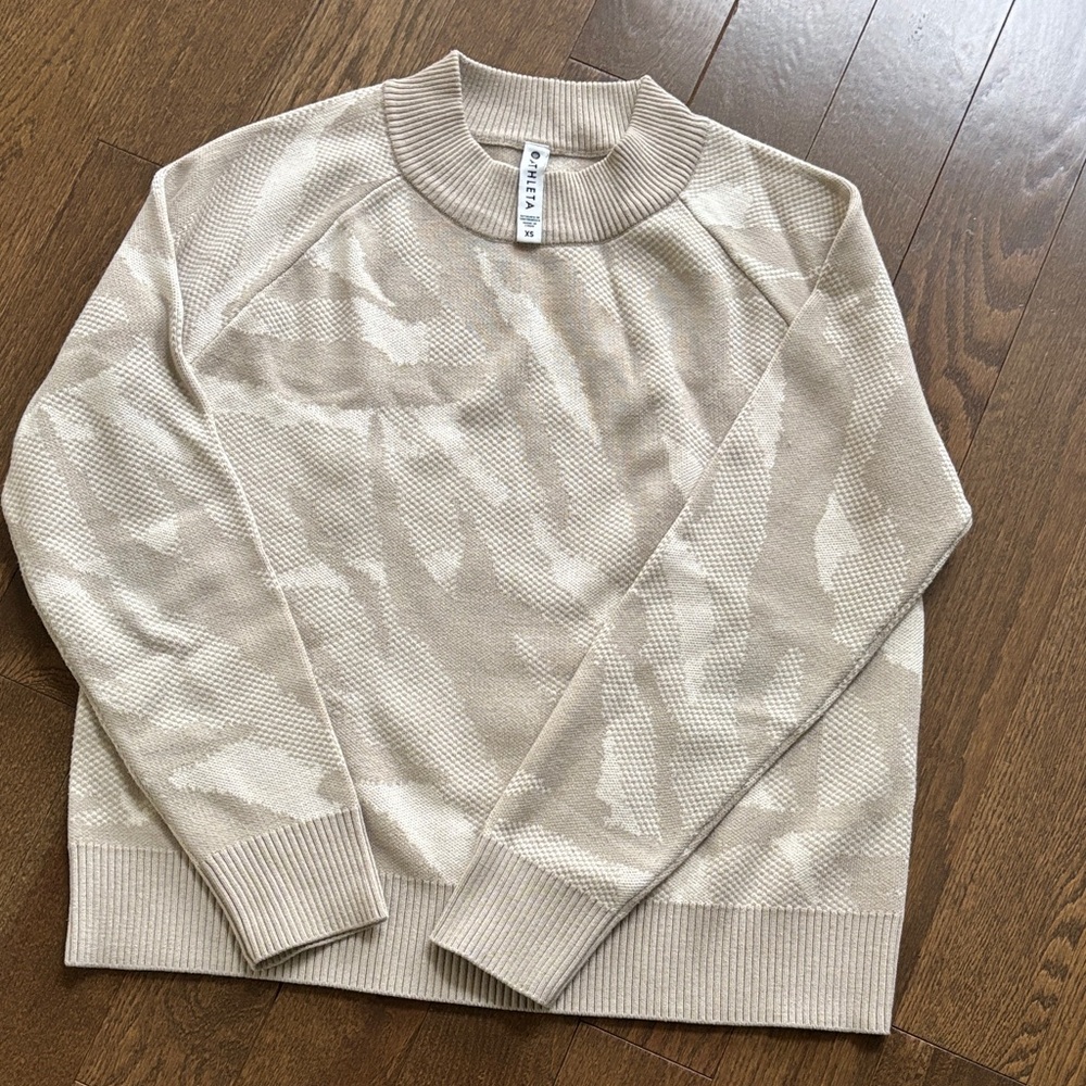 Athleta Sweater